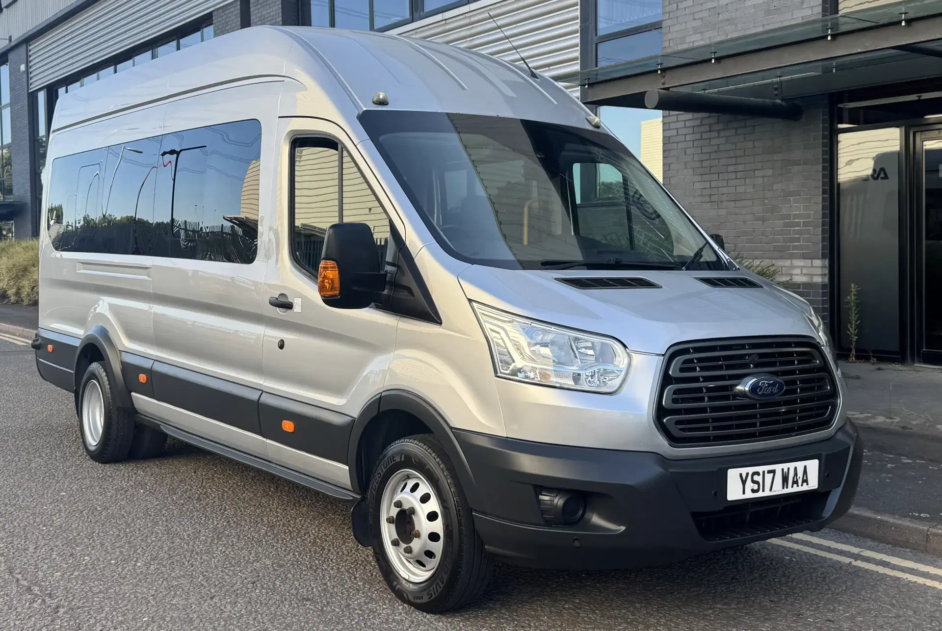Standard Minibus