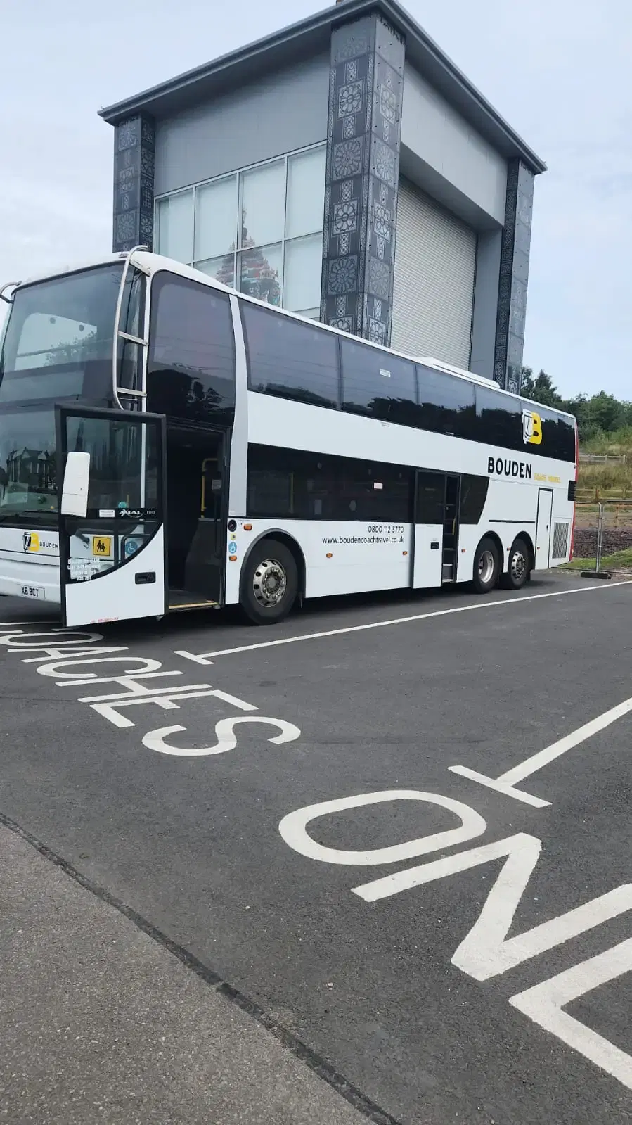 Executive Large capacity coaches